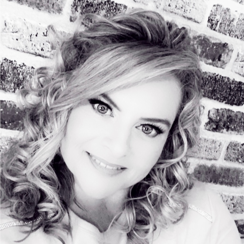 Meet your Posher, Sirissa